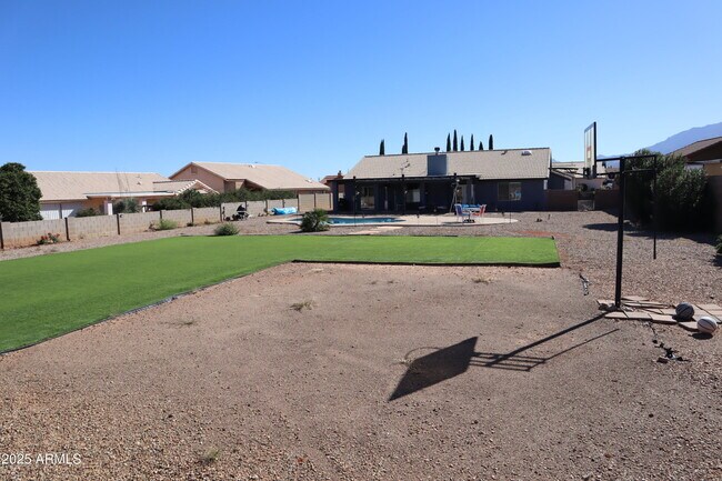 Building Photo - 3887 Cam Bella Rosa