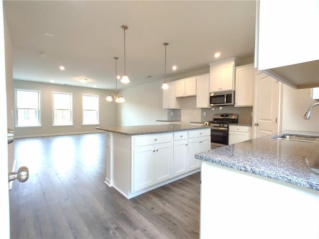 Building Photo - 331 Mahone Dr