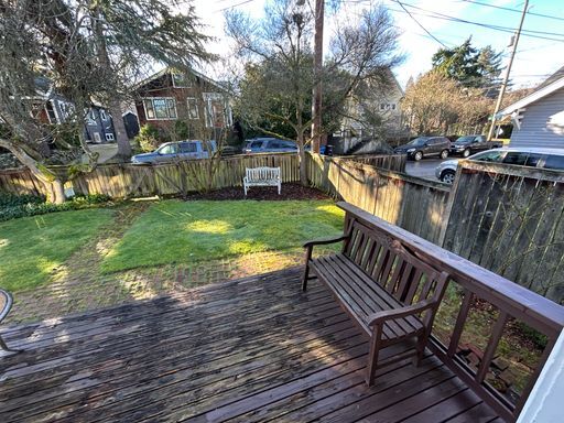 Building Photo - Charming Queen Anne Home AVAILABLE NOW