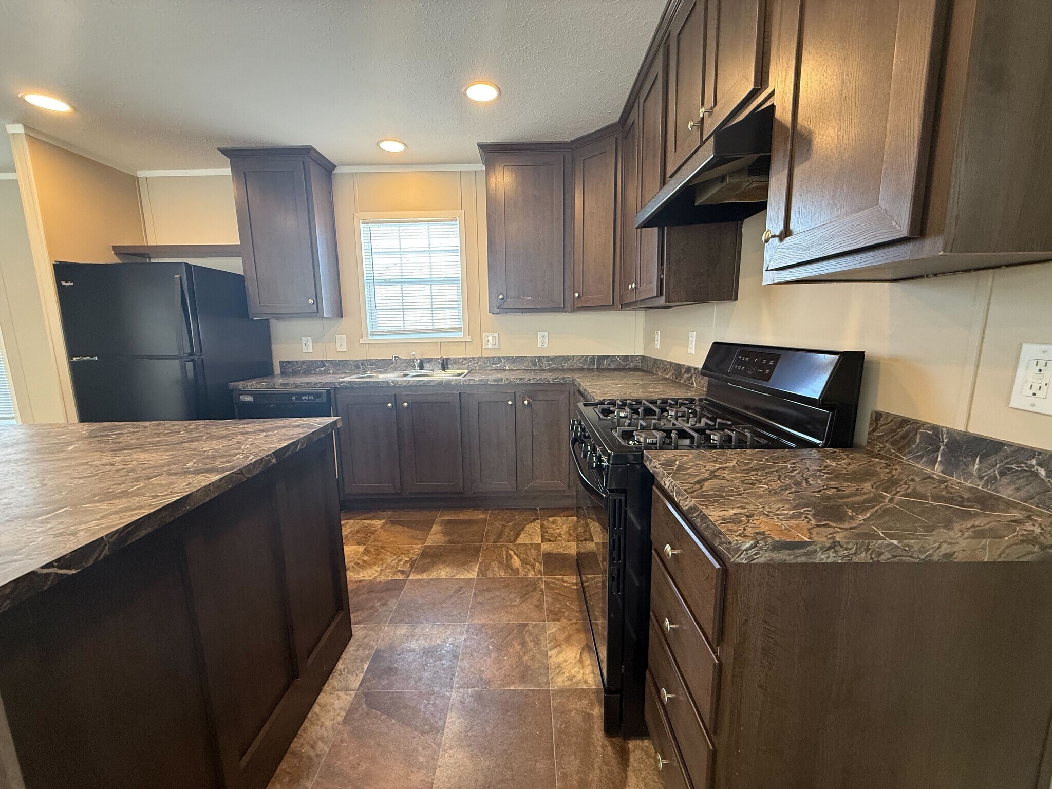 Building Photo - 71517 St David Ct