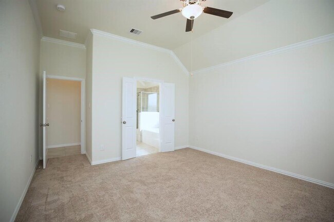 Building Photo - 10702 Balivcar Ct