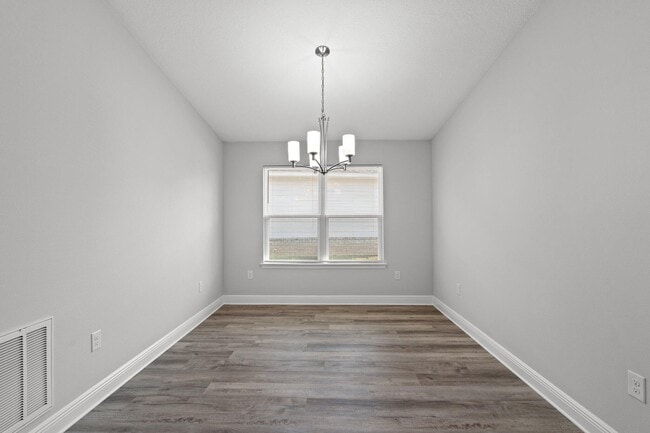 Building Photo - 571 Riverwalk Cir