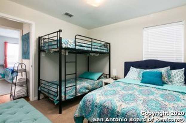 Building Photo - 5923 Fox Canyon