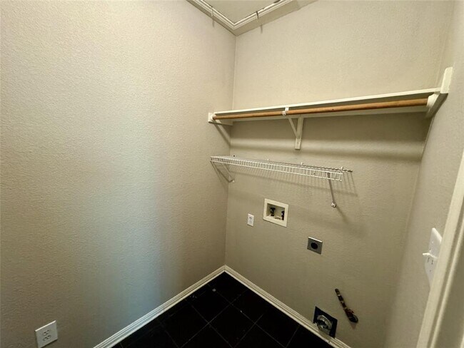 Building Photo - 1507 Avery Elissa Ln