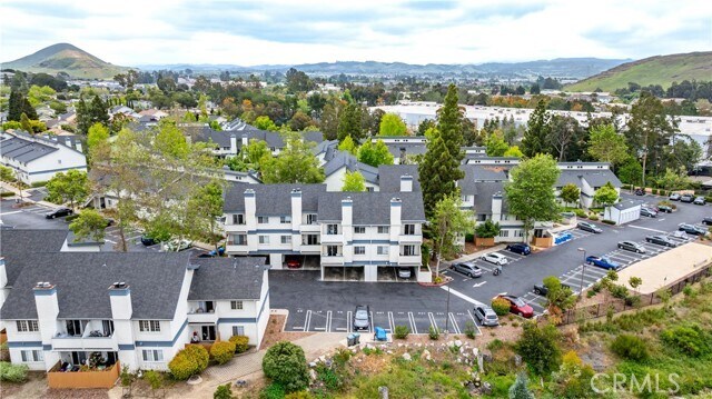 Building Photo - 1023 Southwood Dr