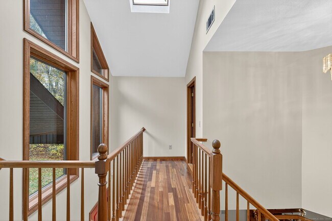 Building Photo - 71 Cherry Swamp Rd