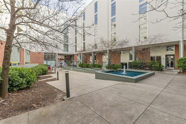 Building Photo - 620 Glen Iris Dr NE