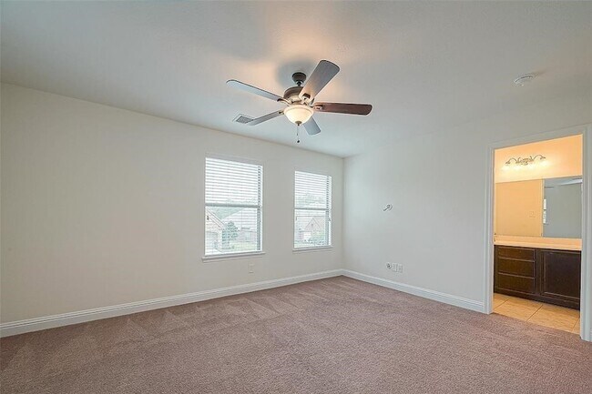 Building Photo - 4419 Matagorda Lakes Dr