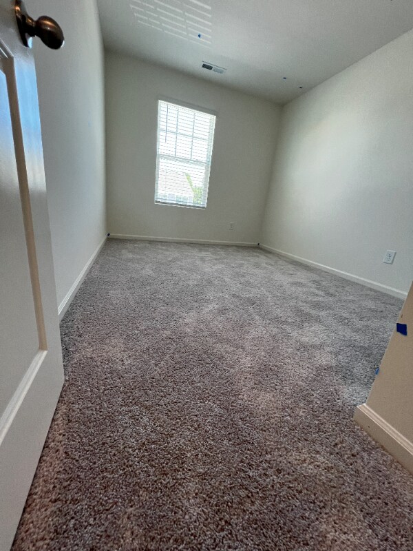 Building Photo - 121 N Chubb Rdg