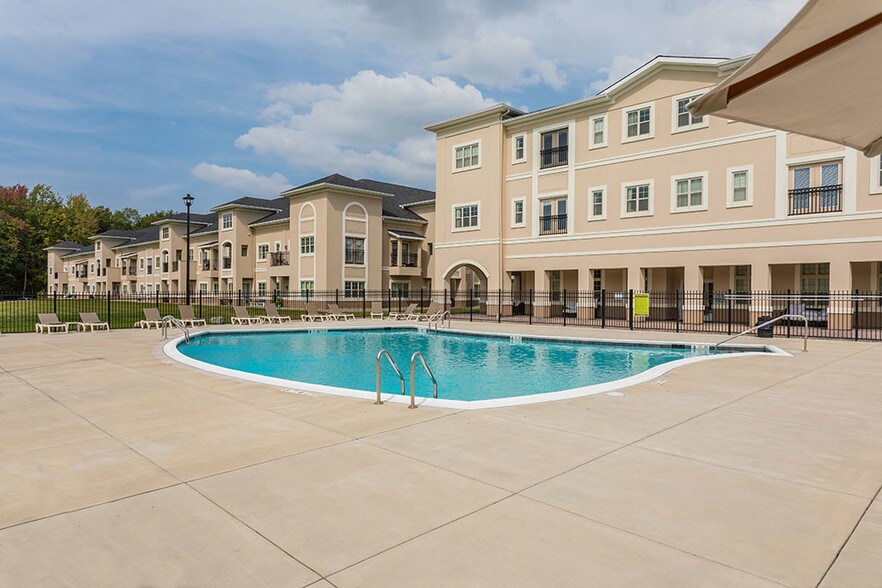 Gateway Landing on the Canal Apartment Homes Rochester, NY