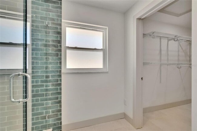 Building Photo - 1492 Sea Gull Dr S