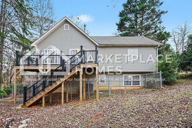 Building Photo - 289 Highlander Way