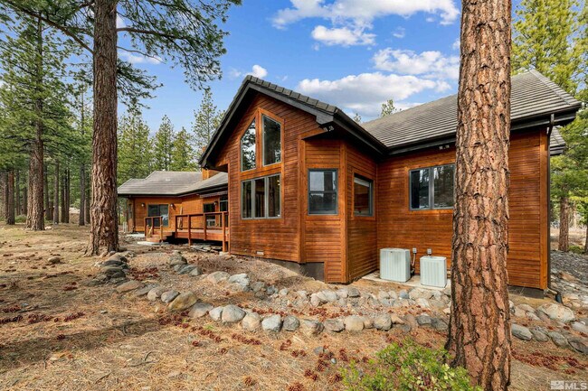 Building Photo - 145 Twinberry Cir