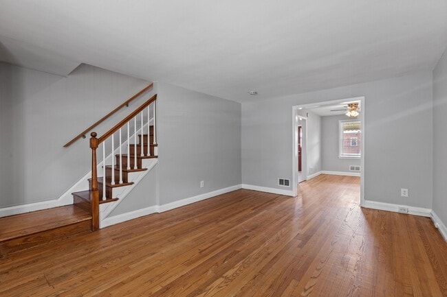 Building Photo - 3725 Elmley Ave
