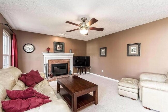 Building Photo - 5772 Clearfield Ln
