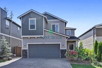 Building Photo - Spacious 5 bedrooms and 3 bathrooms Cul-de...