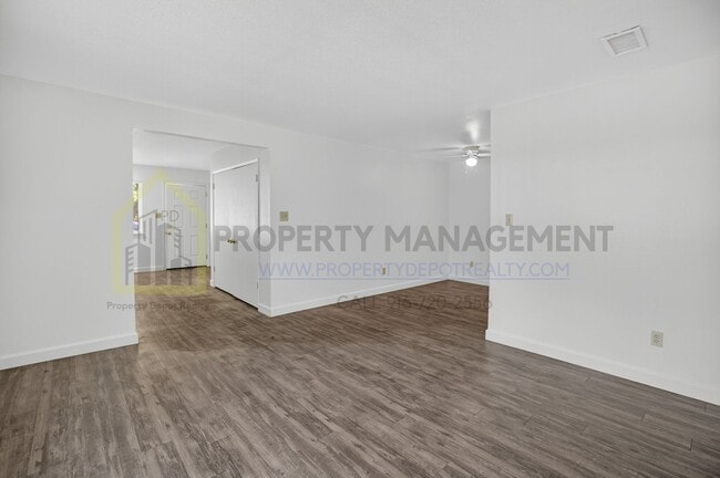 Building Photo - Arleta Ct