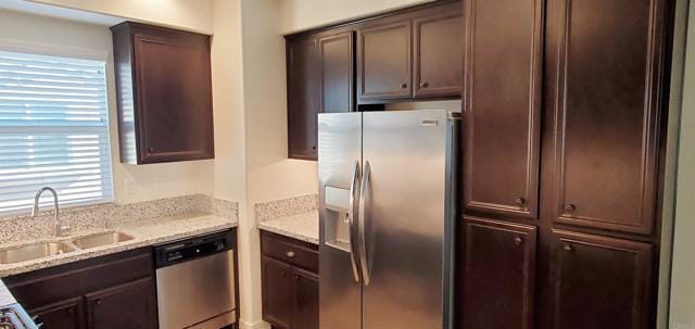 Building Photo - 719 Magnolia Ave