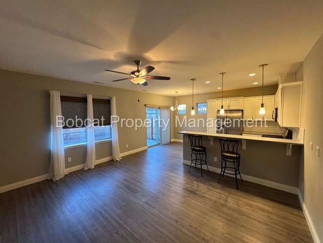 Building Photo - 1336 Saltern Dr