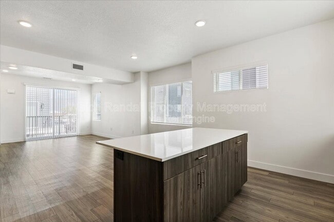 Building Photo - 2342 Leigh Ln