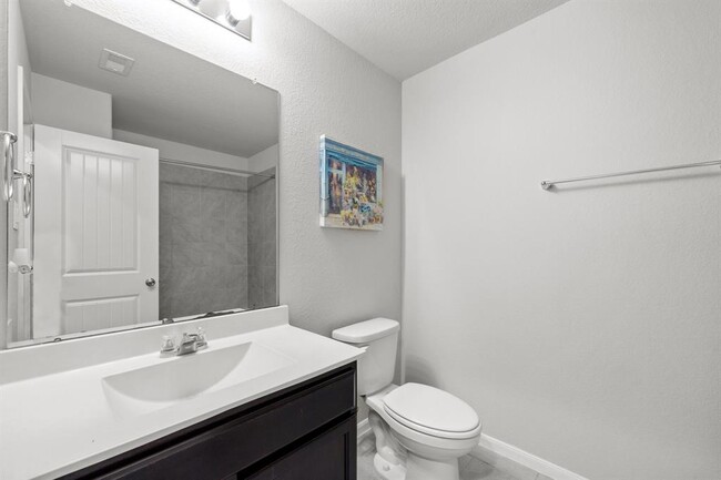 Building Photo - 29806 Breakwater Dr