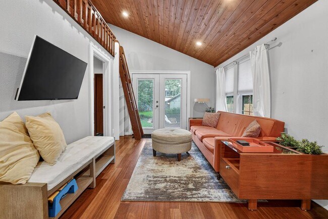 Building Photo - 4525 Avenue B
