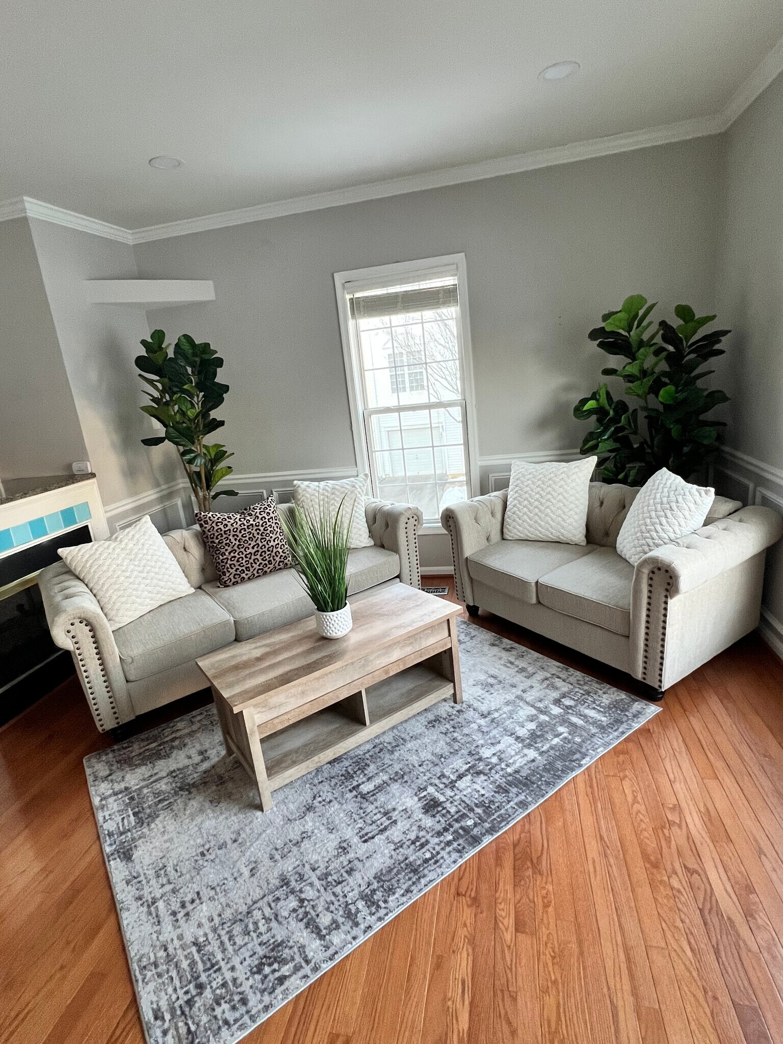 Building Photo - 2552 Sandbourne Ln