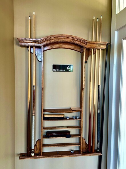 Building Photo - 8919 Eagleview Dr