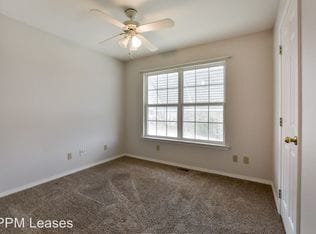 Building Photo - Great Branson Home - Must See