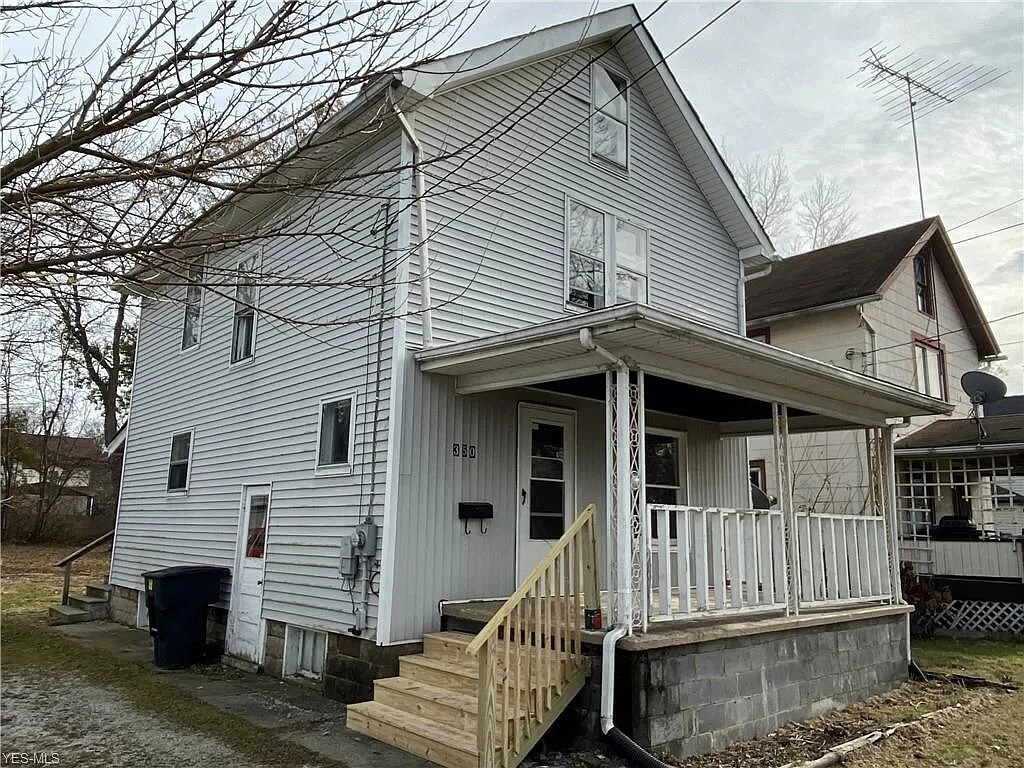 Building Photo - 350 Laird Ave NE