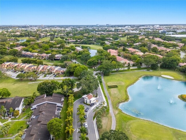 Building Photo - 10137 Costa Del Sol Blvd