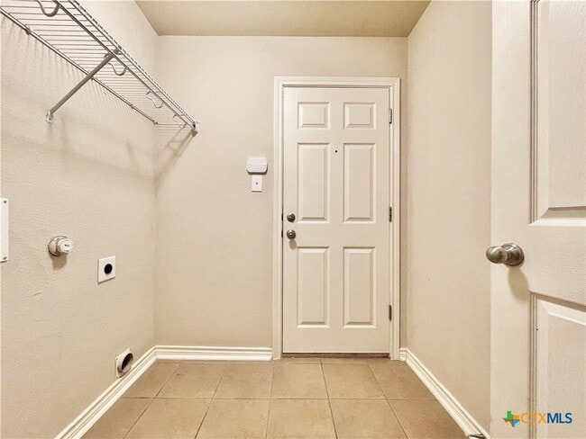 Building Photo - 110 Nick Price Loop