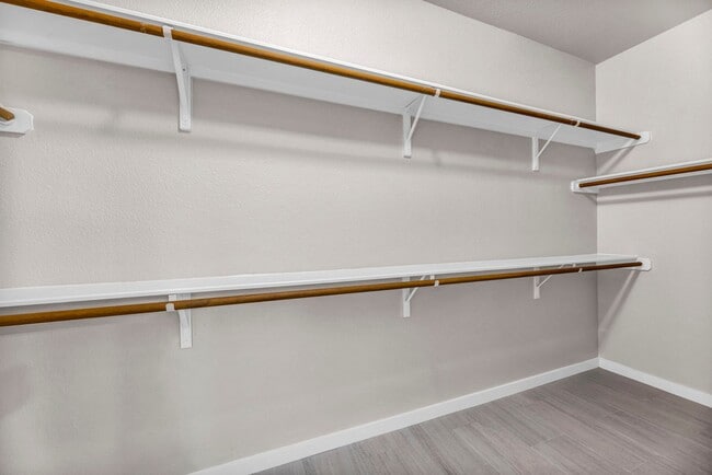 Building Photo - 1 MONTH FREE*  Gorgeous 3 bed 2 Bath detac...