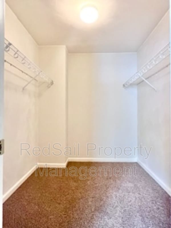 Building Photo - 3707 Latimer Cir