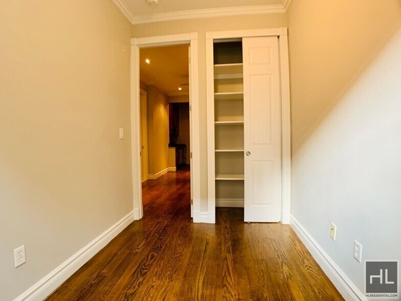 Building Photo - E 32ND ST.