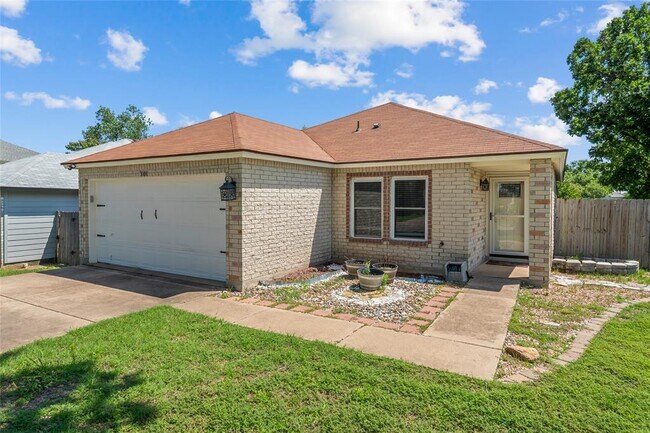 Building Photo - 3101 Hailey Ln