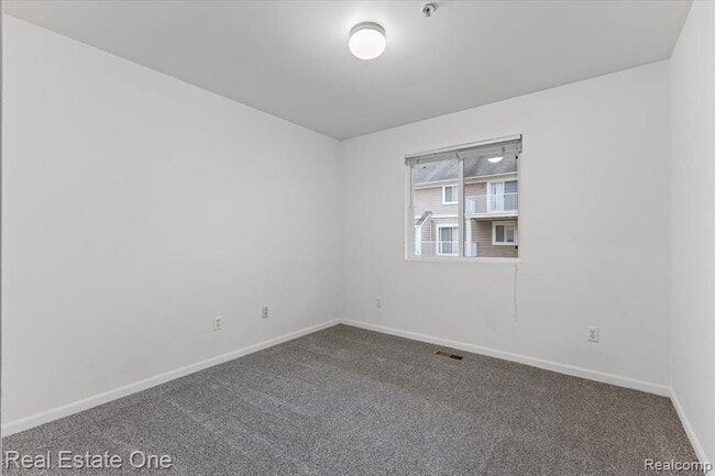 Building Photo - 1084 Faulkner