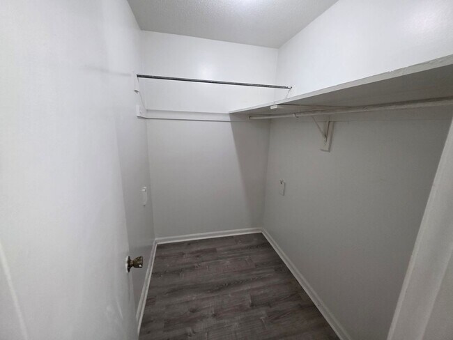 Building Photo - 3914 Watermelon Rd