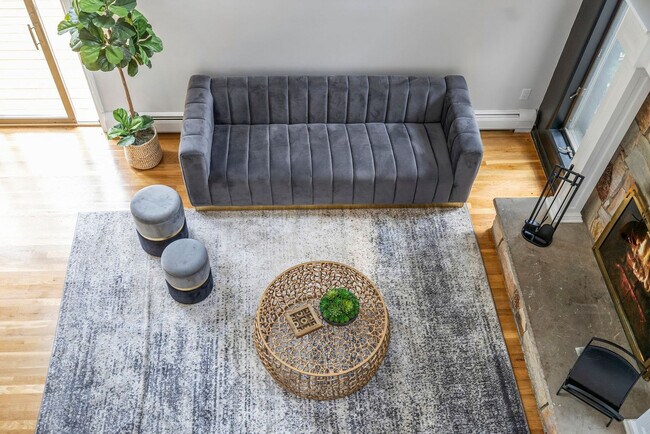 Building Photo - 2A Cherry Ln