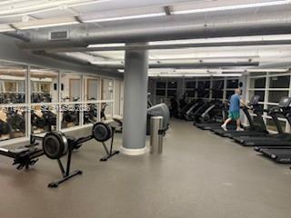 Building Photo - 253 NE 2nd St