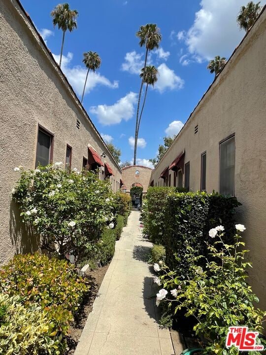 Building Photo - 1137 Lodi Pl