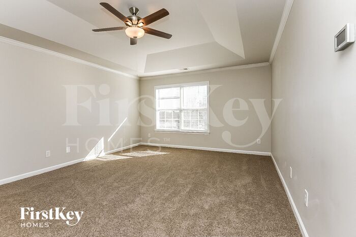 Building Photo - 6675 River Island Cir