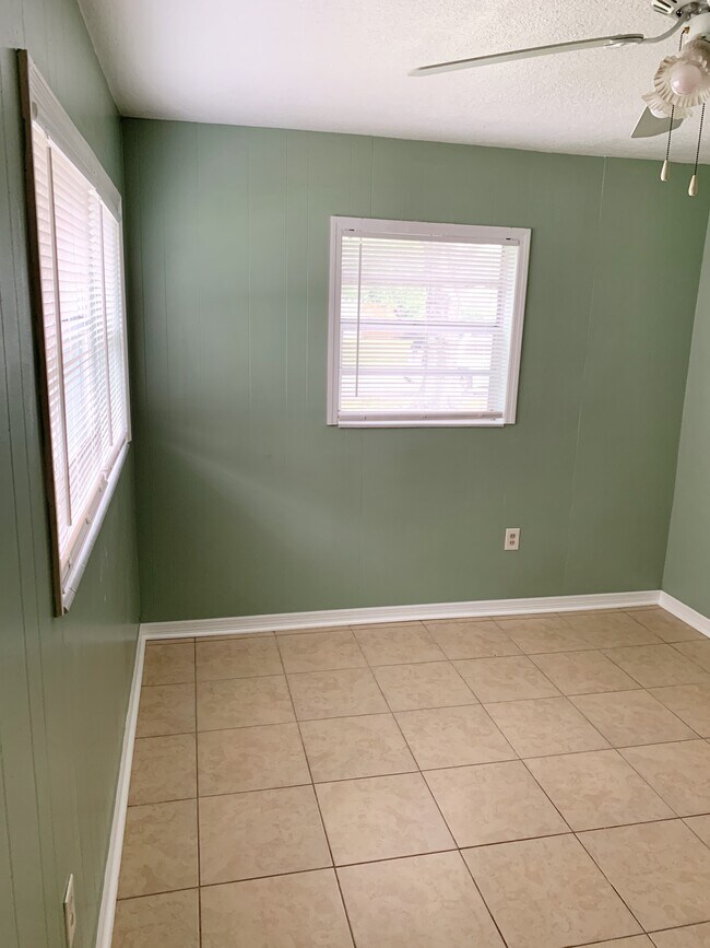 Building Photo - 7075 47th St N