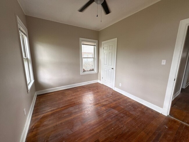 Building Photo - Newly Renovated Home in Hyde Park