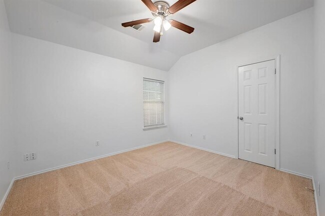 Building Photo - 2201 Portwood Bend Cove
