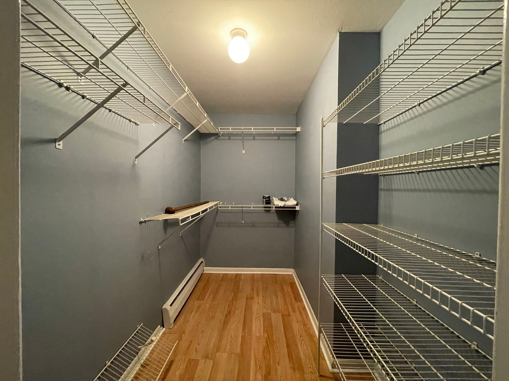 Building Photo - 304 N Carter St