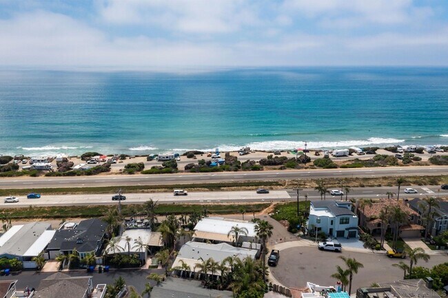 Building Photo - 6550 Ponto Dr