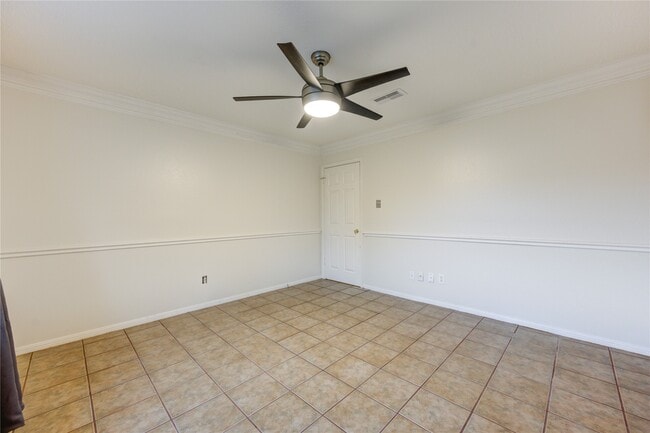 Building Photo - 21450 Park Post Ln