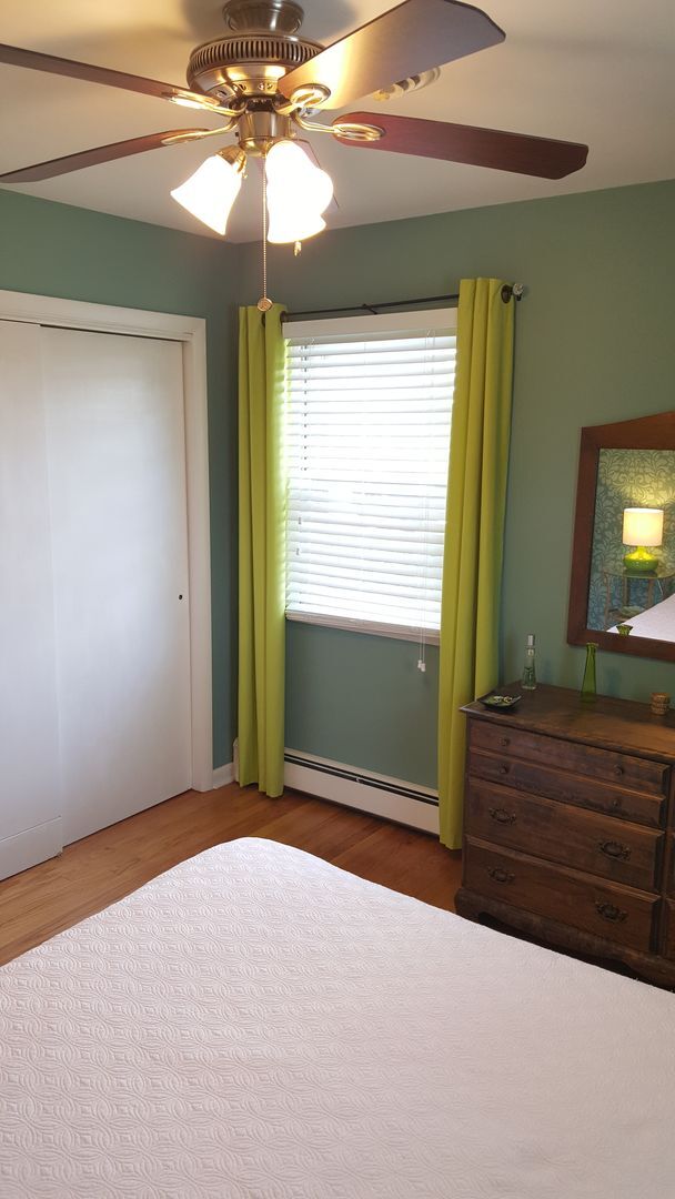 Building Photo - Incredibly well maintained rancher in Monrovia available mid June!