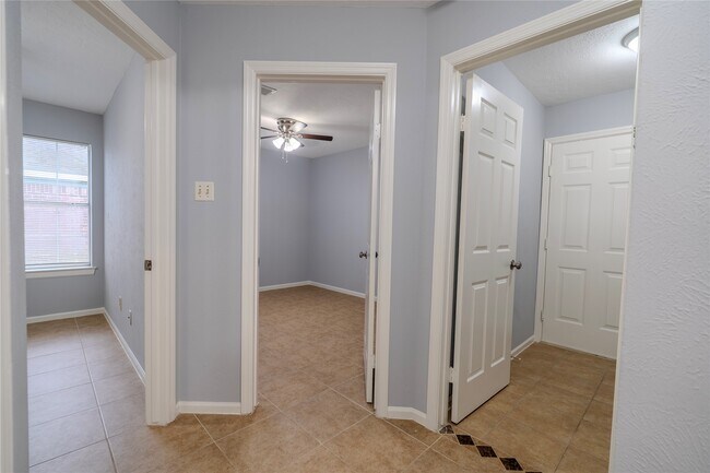 Building Photo - 13710 Sablegarden Ln